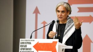 L'exalcaldessa de Barcelona i presidenta de la Fundació Sentit Comú, Ada Colau, en l'obertura de l'Escola de Formació Política 2025 (Jordi Bataller, ACN)